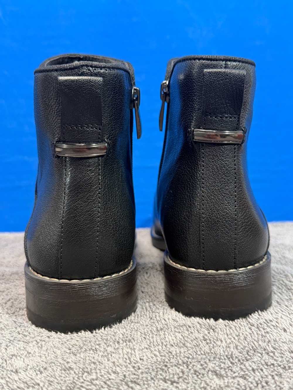 Franco Sarto Black Leather Zip Ankle Boot - Picture 3 of 8